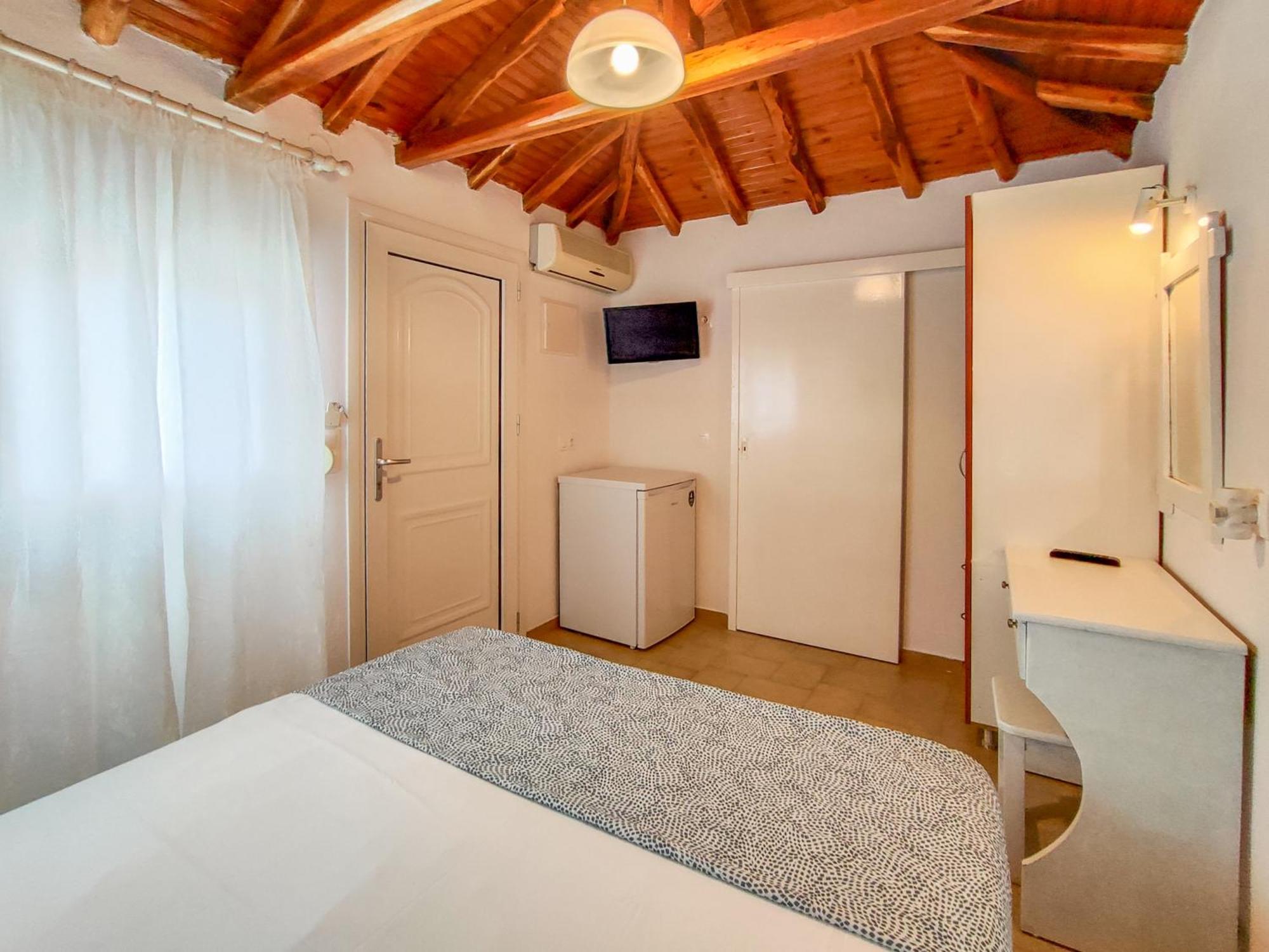 Al Mar Hotel Skiathos Town Exterior photo